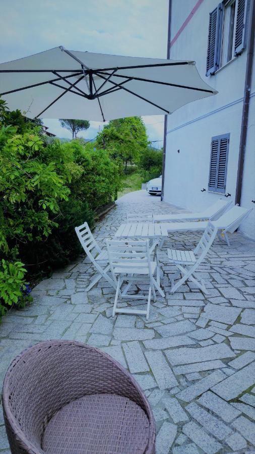Residenza Bertolini Apartment Fosdinovo Bagian luar foto